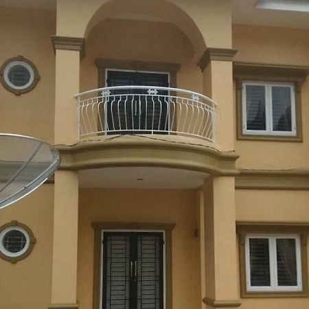 Villa Brastagi Resort Jalan Mimpin Tua Blok C No. 41 不拉士打宜 外观 照片