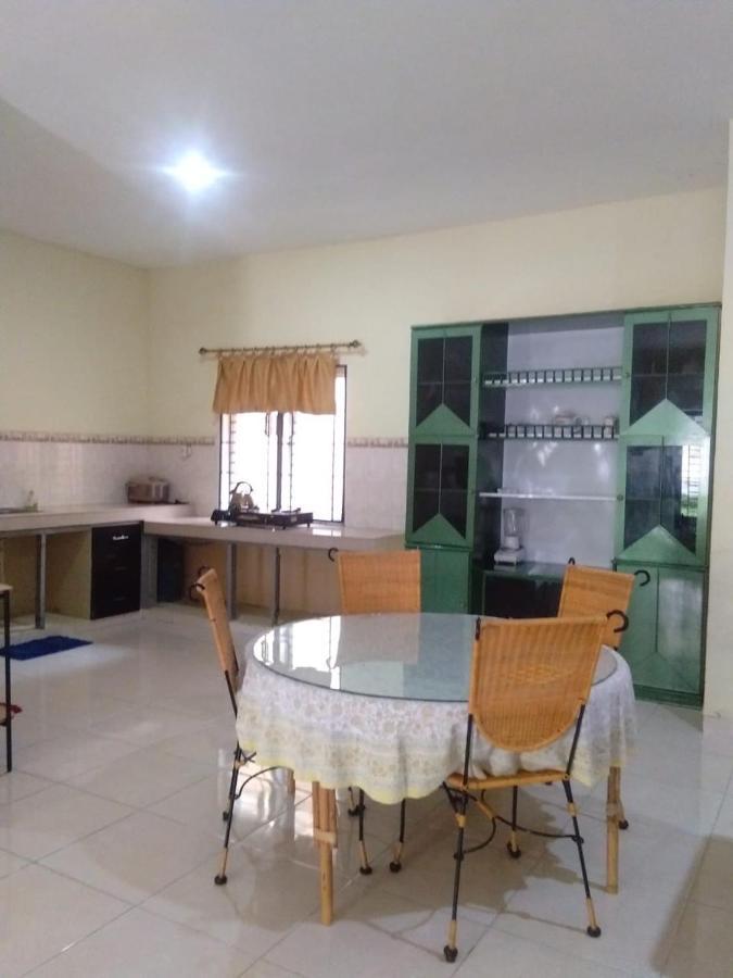 Villa Brastagi Resort Jalan Mimpin Tua Blok C No. 41 不拉士打宜 外观 照片