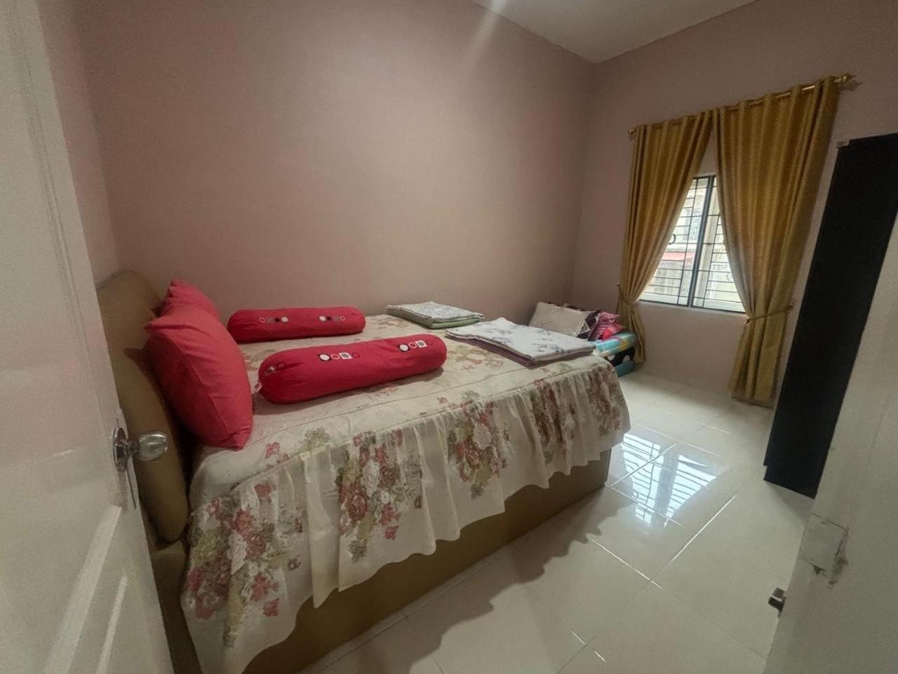 Villa Brastagi Resort Jalan Mimpin Tua Blok C No. 41 不拉士打宜 外观 照片