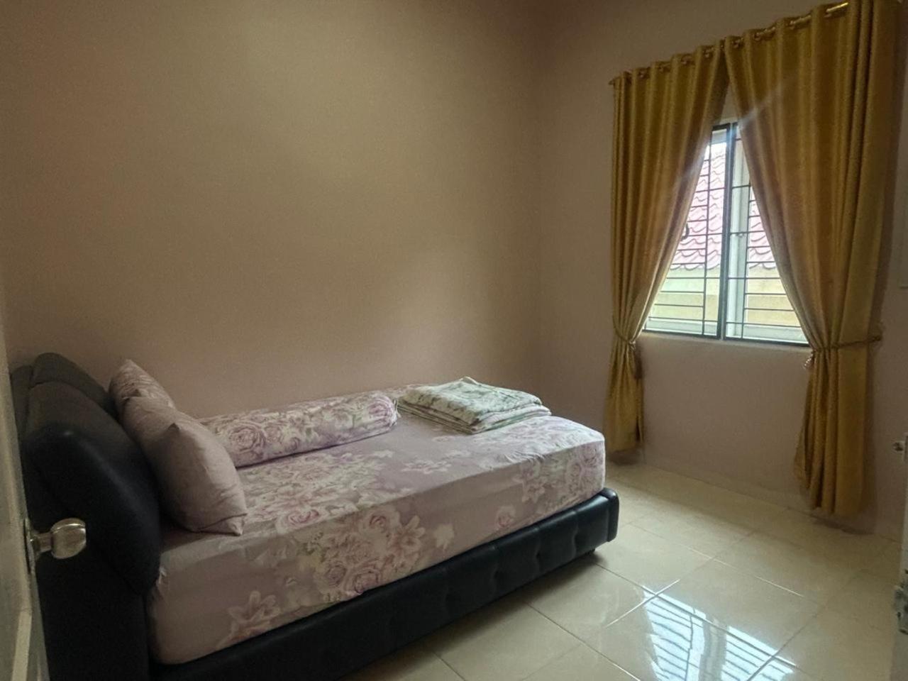 Villa Brastagi Resort Jalan Mimpin Tua Blok C No. 41 不拉士打宜 外观 照片