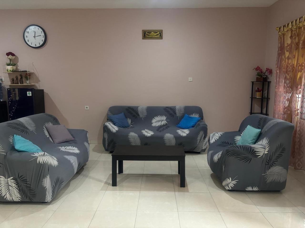 Villa Brastagi Resort Jalan Mimpin Tua Blok C No. 41 不拉士打宜 外观 照片